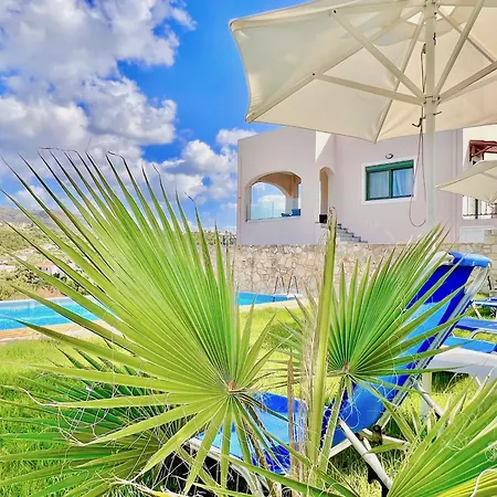 ヴィラ Evgenia With Private Pool By Dadovillas